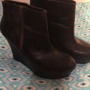 Women’s wedge heel ankle boots.